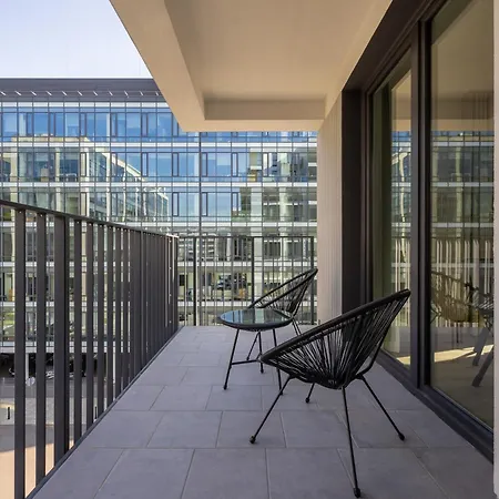 Aparthotel Lux Domaniewska With Sauna & Gym By Renters Prestige Warsaw