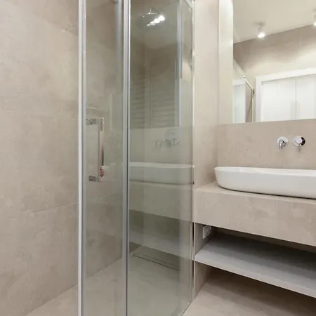 Aparthotel Lux Domaniewska With Sauna & Gym By Renters Prestige Warsaw