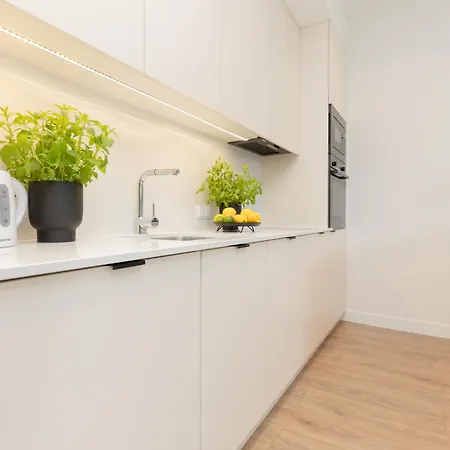 Lux Domaniewska With Sauna & Gym By Renters Prestige