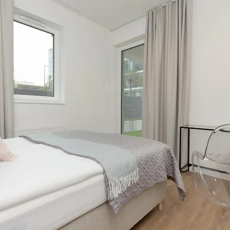 Lux Domaniewska With Sauna & Gym By Renters Prestige Varşova